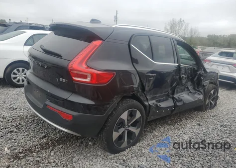 2025 Volvo Xc40 Plus z USA, uszkodzony, nr VIN YV4L12UE9S2531682